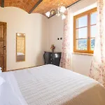 빌라 Casale Pavone By Vacavilla