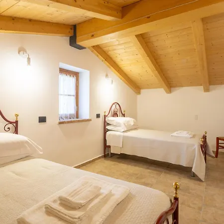 Casale Pavone By Vacavilla Volterra