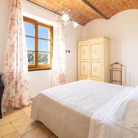 Casale Pavone By Vacavilla
