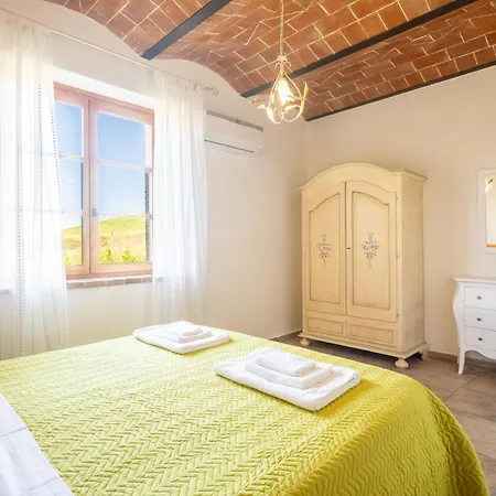 Villa Casale Pavone By Vacavilla *