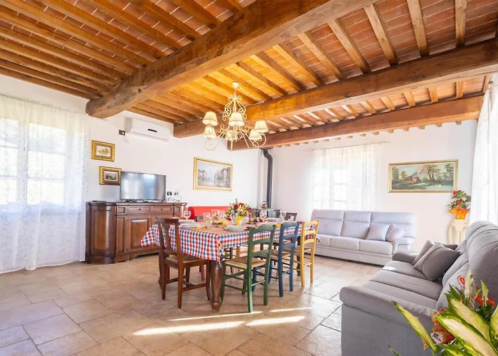 Casale Pavone By Vacavilla Volterra